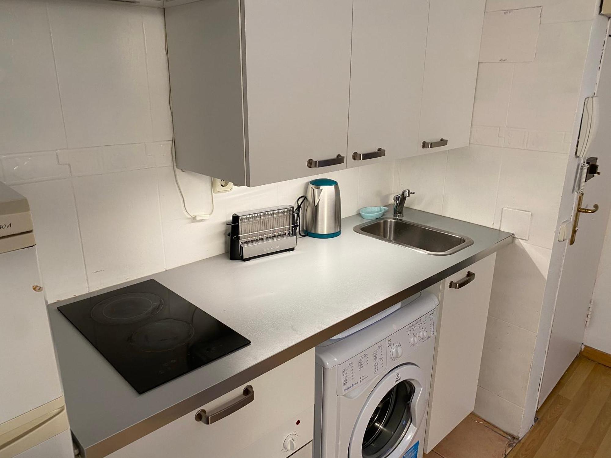 San Bernabe, Apartamento Para 2 En Las Vistillas Junto A Metro Puerta De Toledo Madryt Zewnętrze zdjęcie